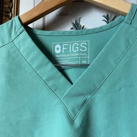 Figs Catarina one pocket scrub top XS jade - Picture 3 of 8